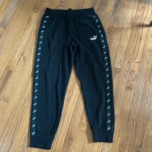 Women Puma sweat pants